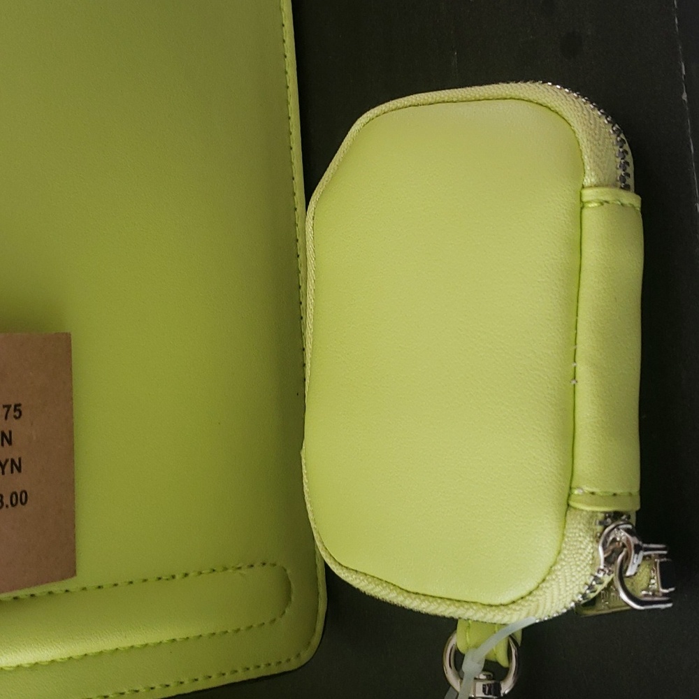 Steve Madden Beverlyn Lemon Bag with Crossbody strap Gift set - Picture 4 of 8